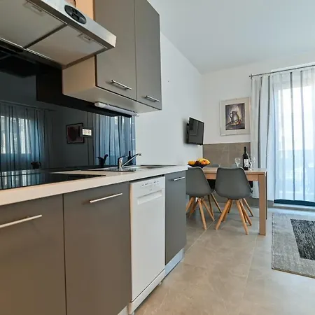 By The Sea - 21215 *